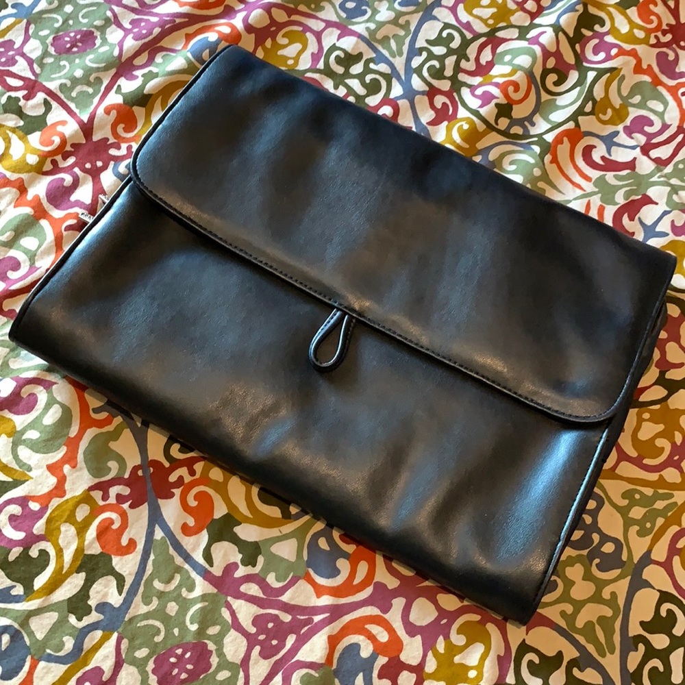 Lancôme folding & hanging makeup/toiletries bag